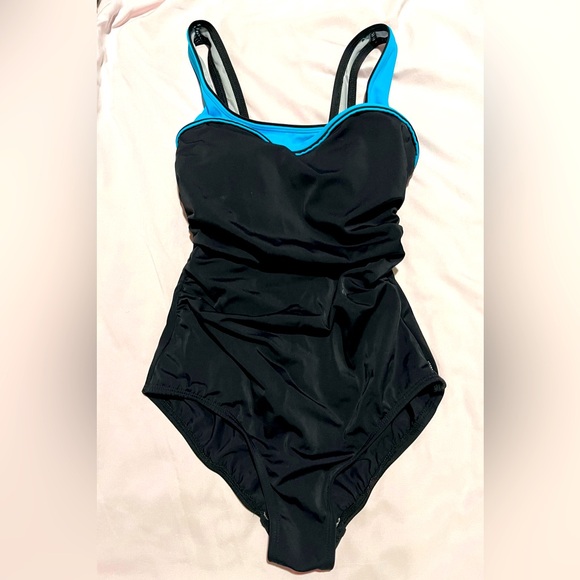 Reebok full coverage, bathing suit. - Picture 1 of 5